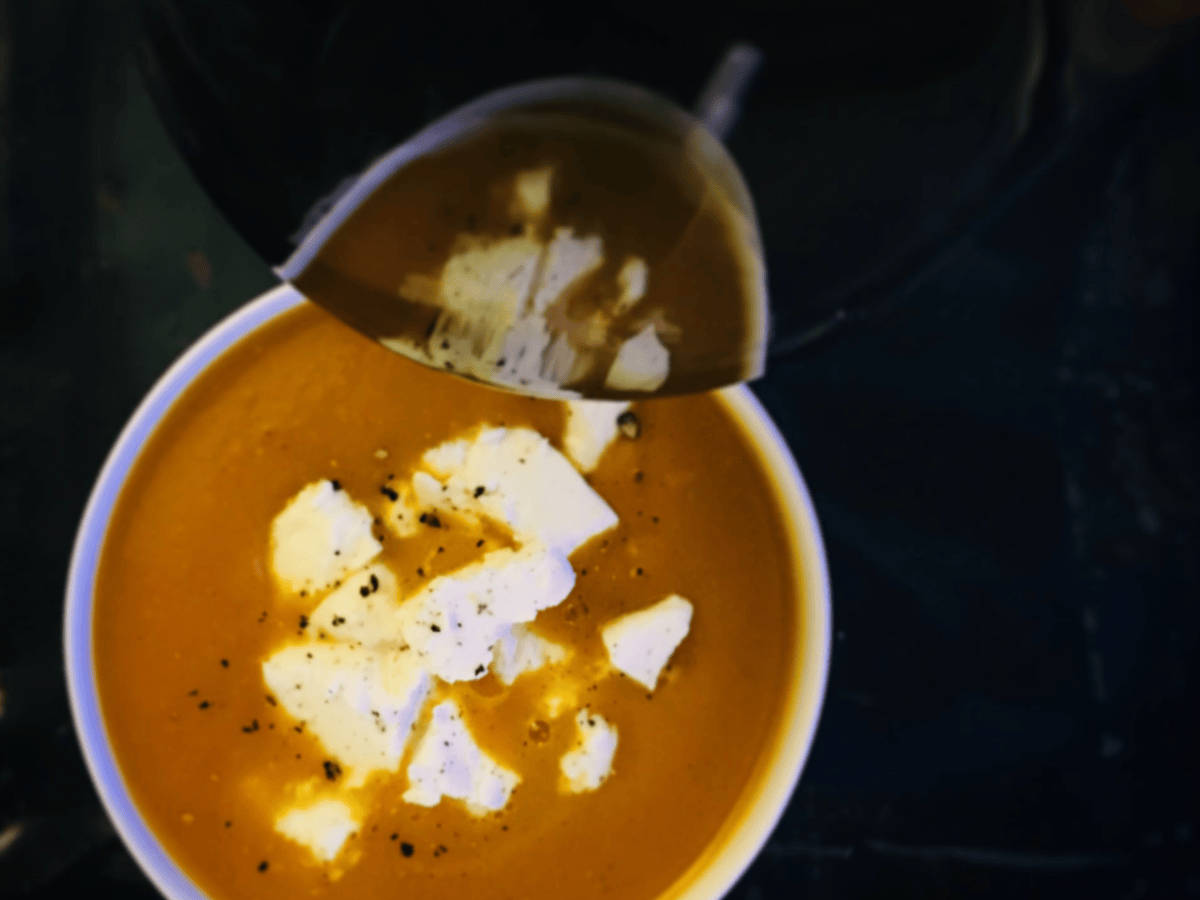 Soupe au potimarron fumée et&nbsp;féta