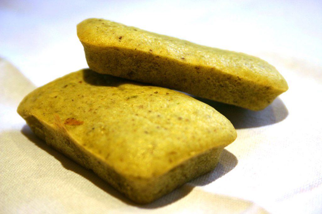 Financiers à la&nbsp;pistache
