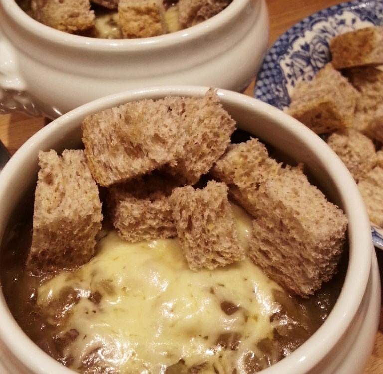 Soupe à l&rsquo;oignon&nbsp;traditionnelle