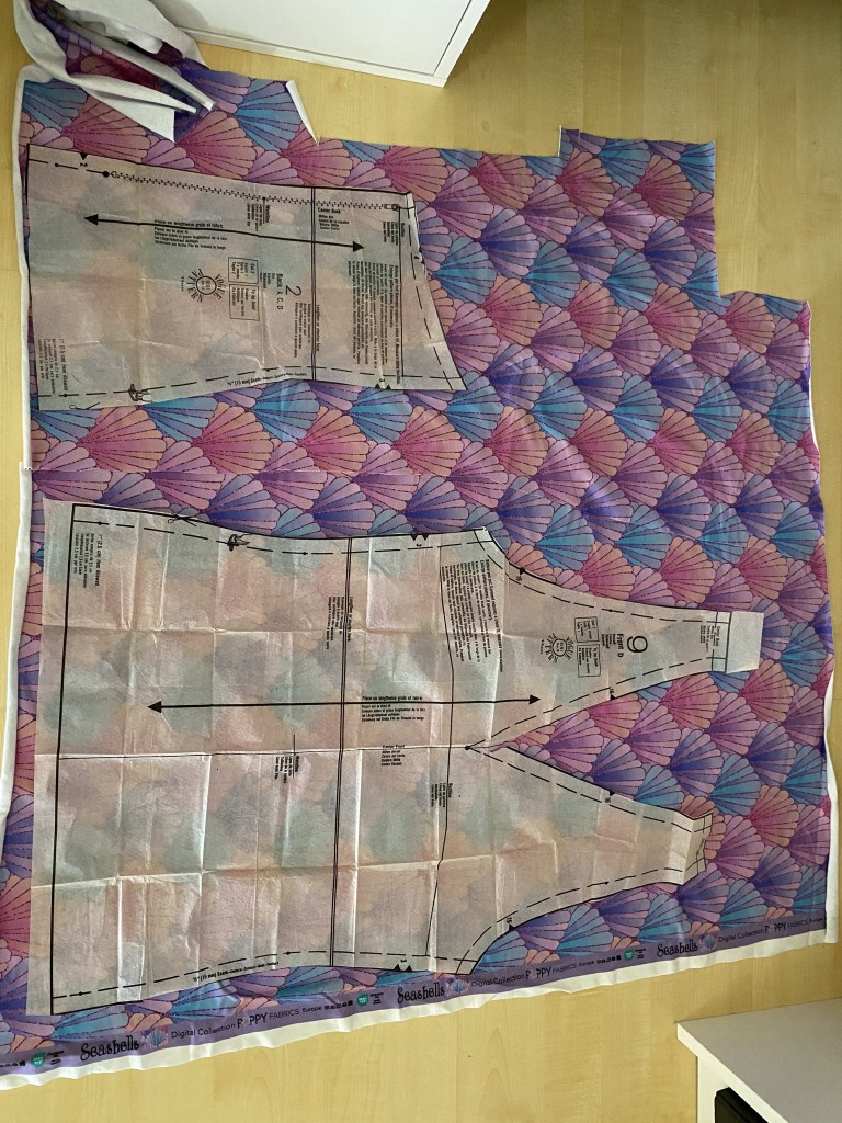 Atelier couture pour un haut estival de sirène